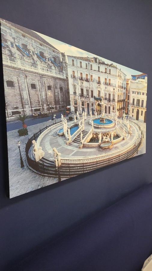 La Loggia In Centro Storico A Palermo Exterior foto